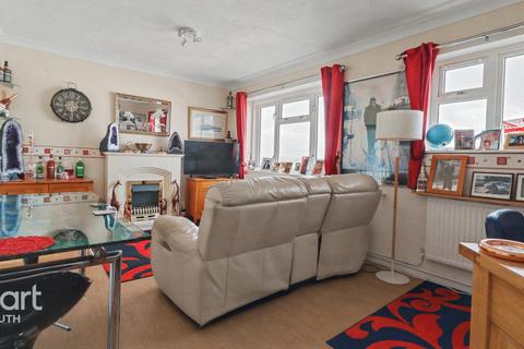 2 bedroom flat for sale, Packington Street, Plymouth