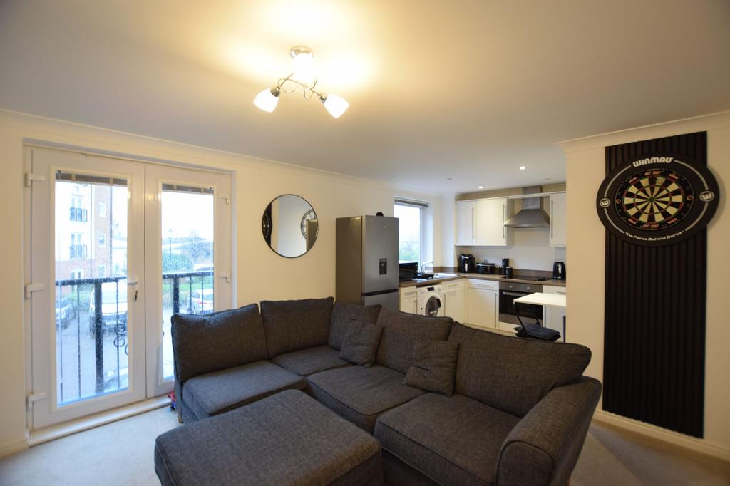 Living Room/Kitchen