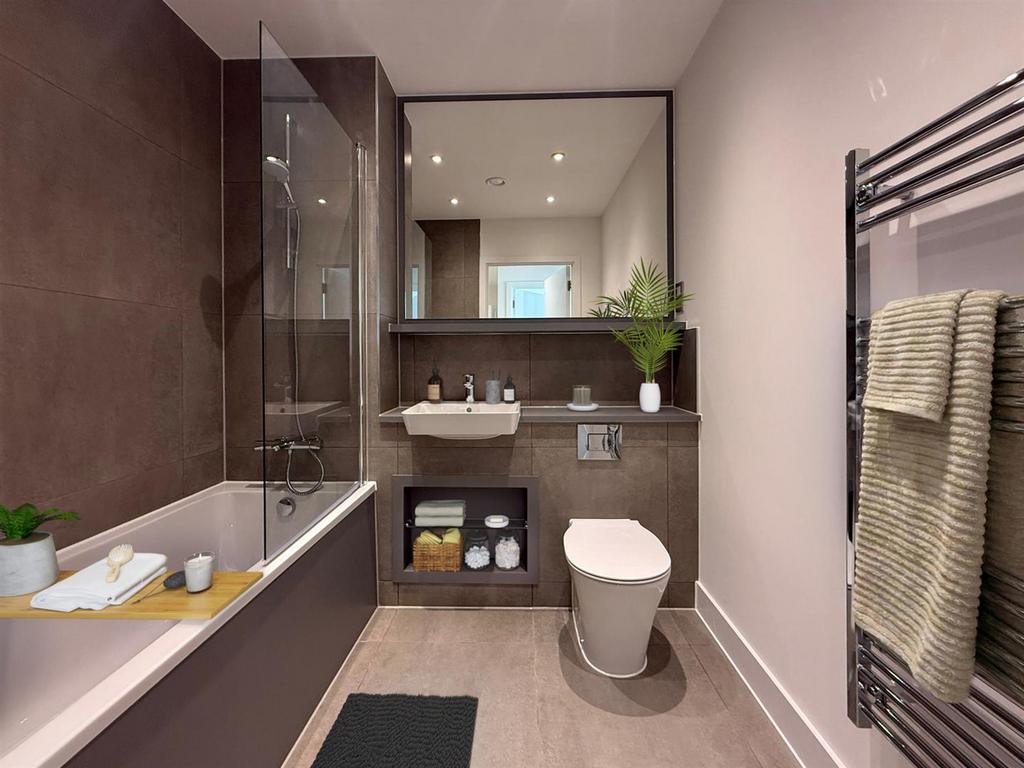 Virtually Staged 1 Bed Bathroom.jpg