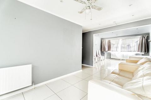 undefined, 35 Harpenden Road, St. Albans, Hertfordshire, AL3 6BJ