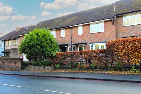 2 bedroom terraced house to rent, Pound Street, Carshalton