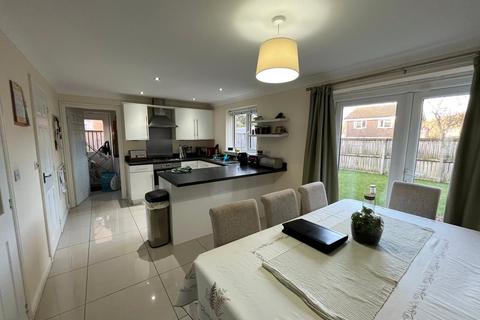 4 bedroom detached house for sale, Springbank, Co Durham SR8