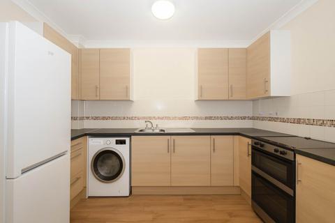 2 bedroom apartment for sale, Dove Close, Capel St Mary. IP9 2AW