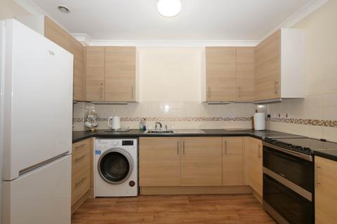 2 bedroom apartment for sale, Dove Close, Capel St Mary. IP9 2AW