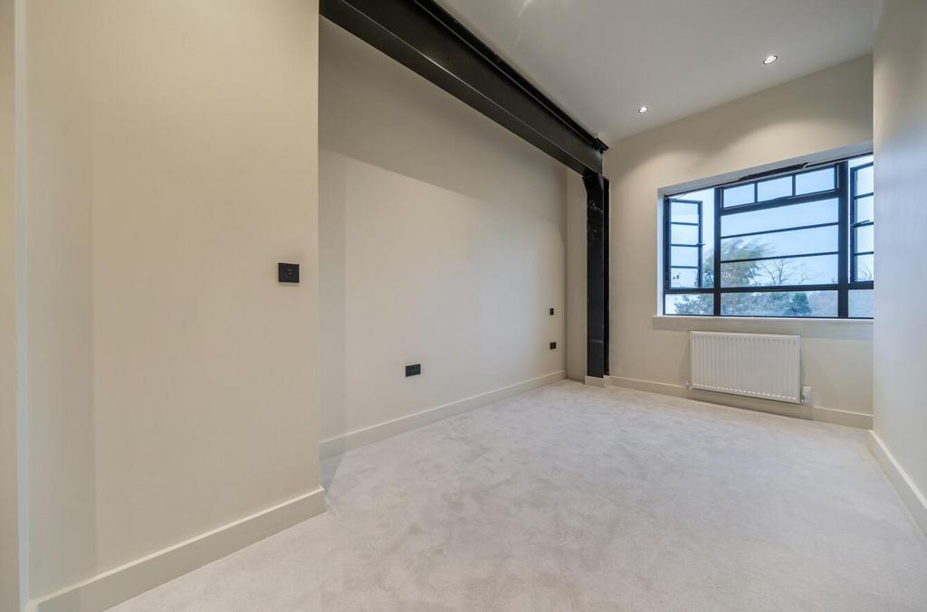 Bedroom 2a - actual.jpg