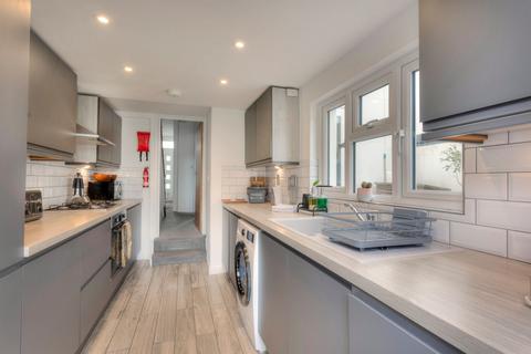 4 bedroom terraced house to rent, Haddington Street, Hove, BN3