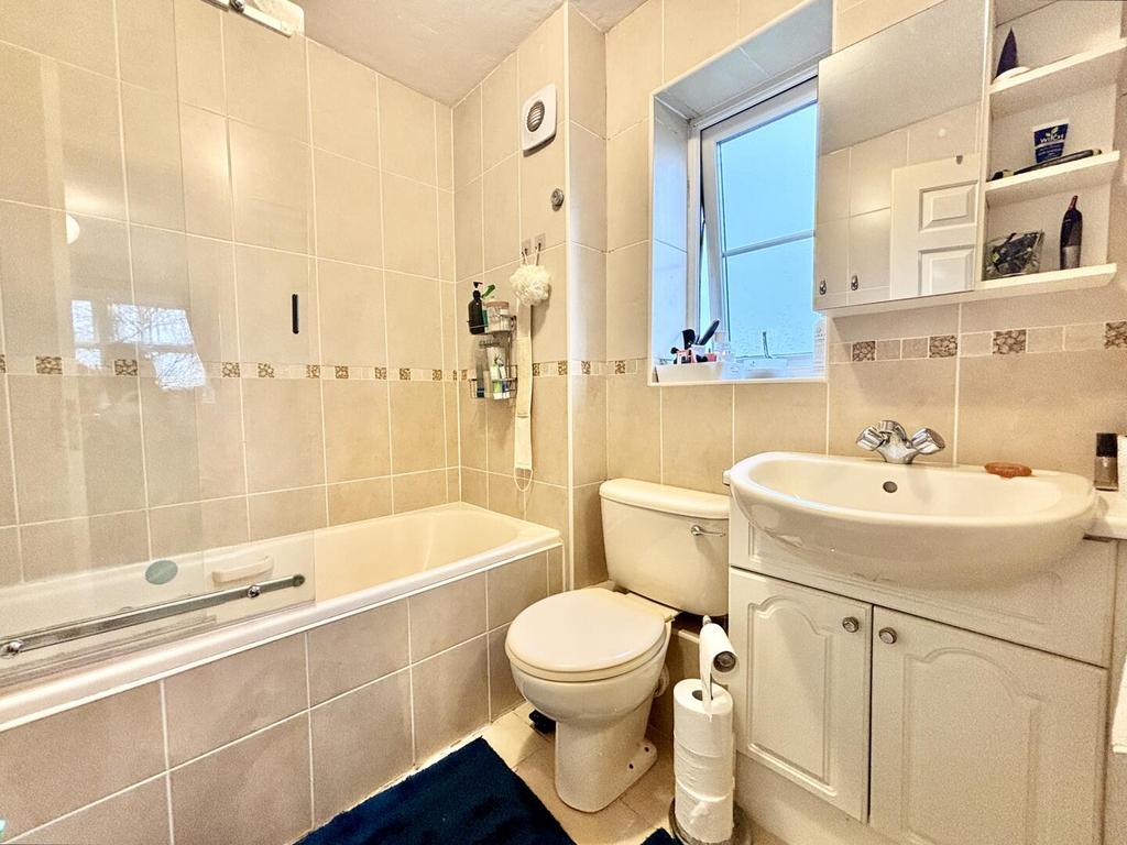 Ensuite Bathroom