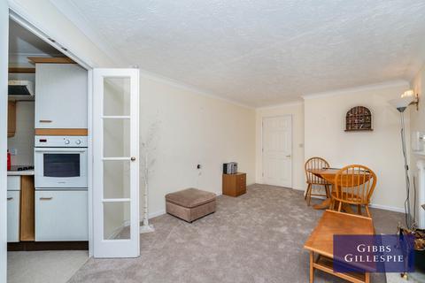 1 bedroom flat to rent, Wood Lane, Ruislip, HA4