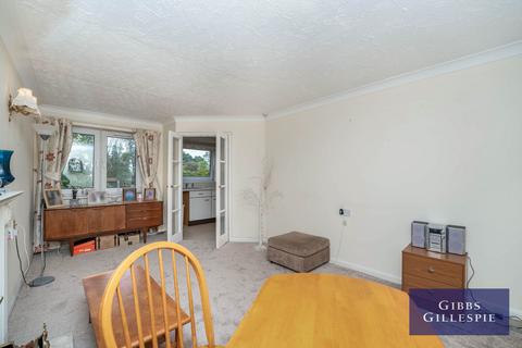 1 bedroom flat to rent, Wood Lane, Ruislip, HA4