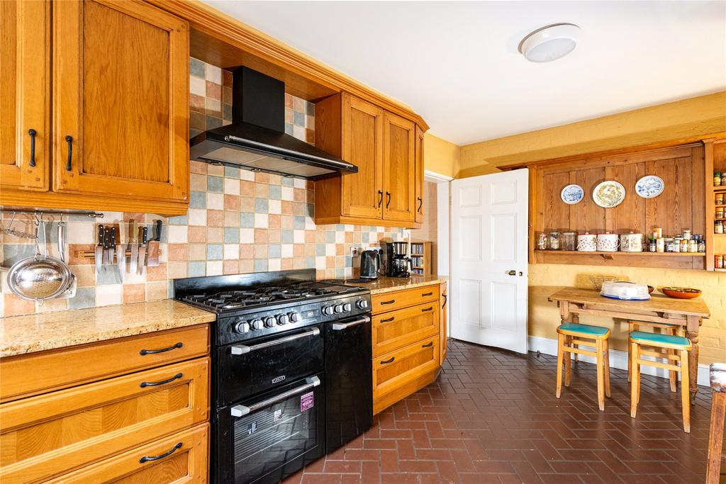 Kitchen/Breakfast