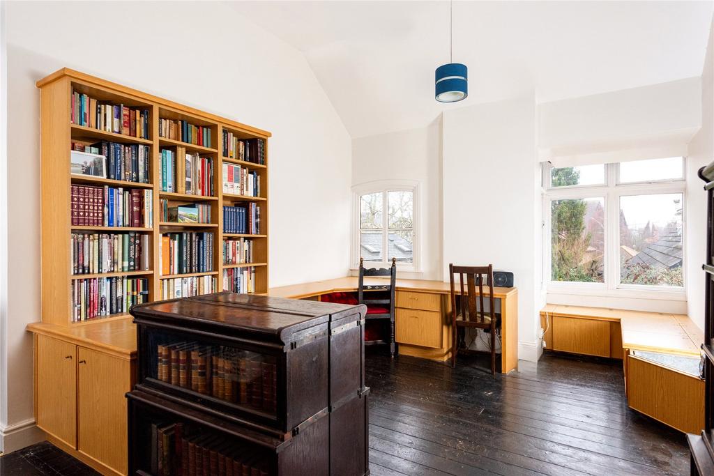 Landing/Study Space