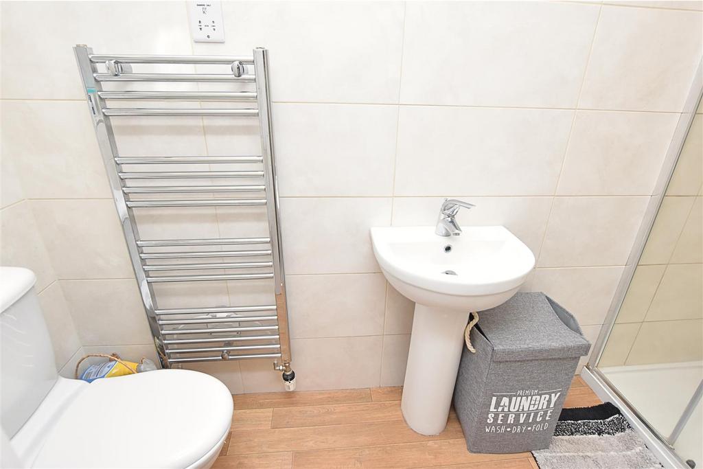 En suite shower room