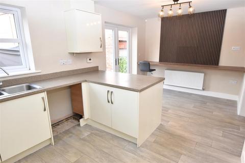 undefined, Apple Tree Lane, Laceby, Grimsby DN37