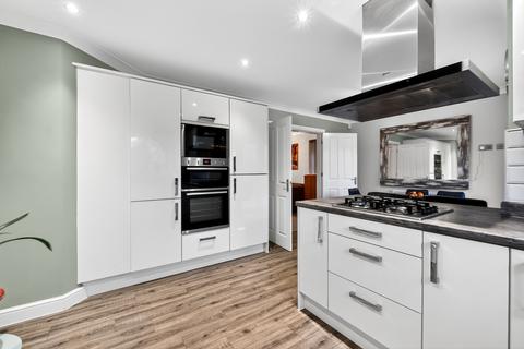 4 bedroom detached house for sale, Deacon Road, Leicester, LE4