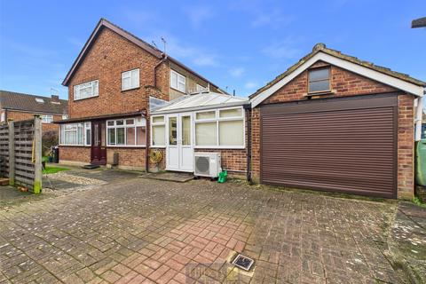 Compton Walk, Basildon, Essex, SS15