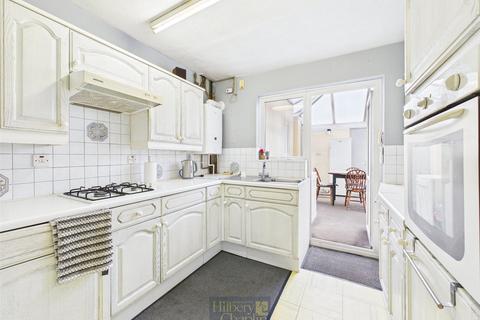 3 bedroom semi-detached house for sale, Compton Walk, Basildon, Essex, SS15