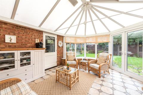4 bedroom detached house for sale, Bridlington Crescent, Monkston, Milton Keynes, Buckinghamshire, MK10
