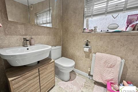 3 bedroom terraced house for sale, Station Street, Pontlottyn, Bargoed