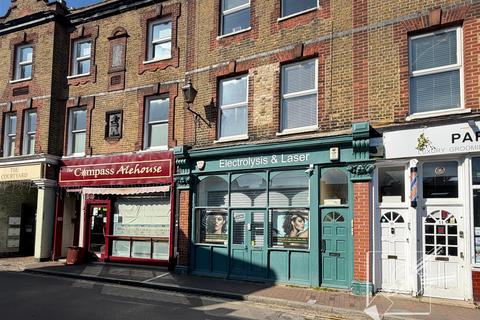 1 bedroom flat to rent, Manor Road, Gravesend