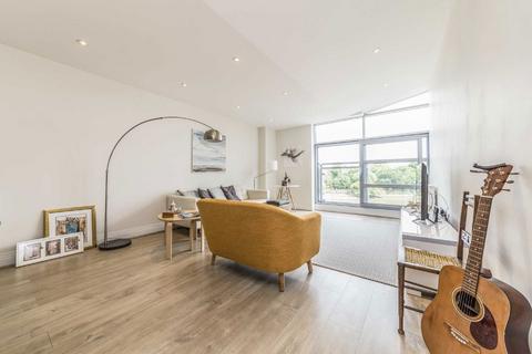 undefined, Railshead Road, Isleworth TW7