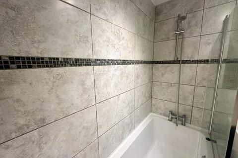 2 bedroom apartment for sale, Enbrook Road, Sandgate, CT20