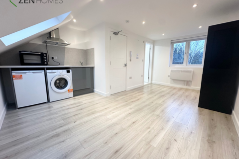 undefined, London E17