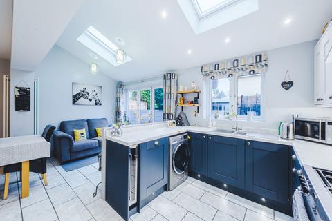 4 bedroom semi-detached house for sale, Barrowby Gate, Stratton, Swindon, SN3 4UH