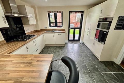 4 bedroom detached house for sale, Fitzgerald Road, Little Billing, Northampton NN3