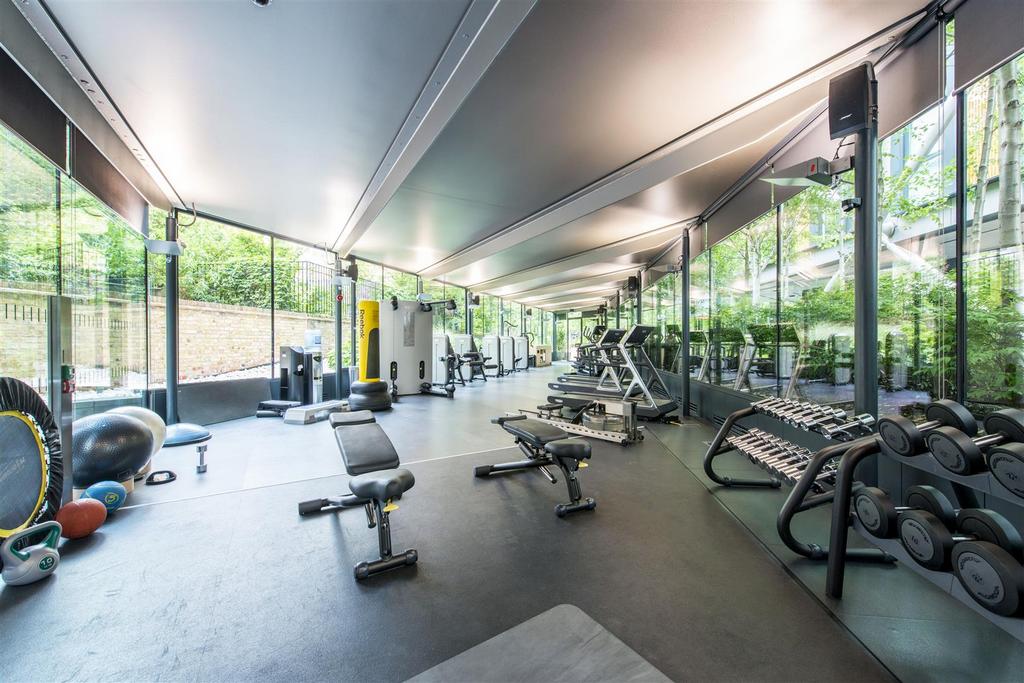 Gymnasium 2.jpg