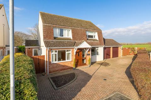 4 bedroom detached house for sale, Priory Road, St. Ives PE27