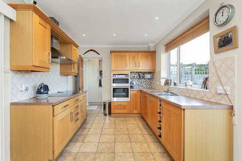 4 bedroom detached house for sale, Priory Road, St. Ives PE27