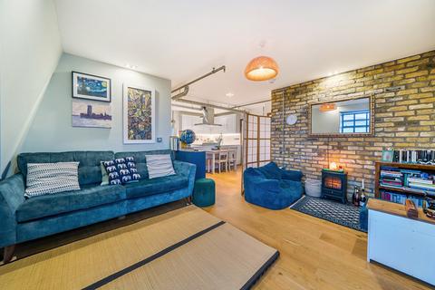 2 bedroom apartment for sale, Beardell Street, London