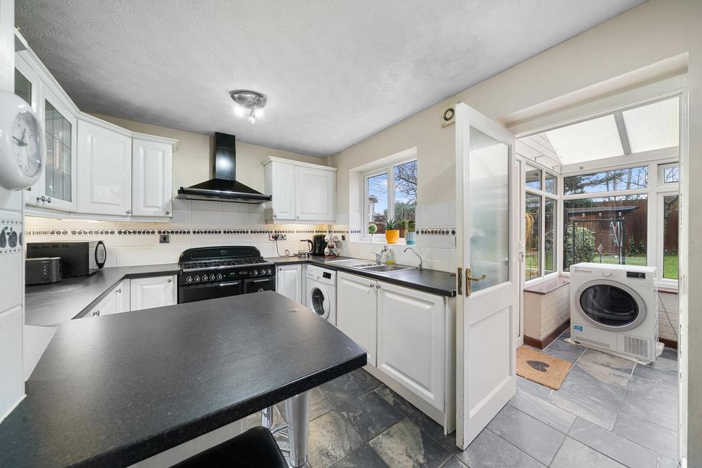 Kitchen1