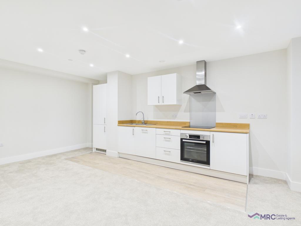 Luxury New-Build One Bedroom Apartment in Hull Ci