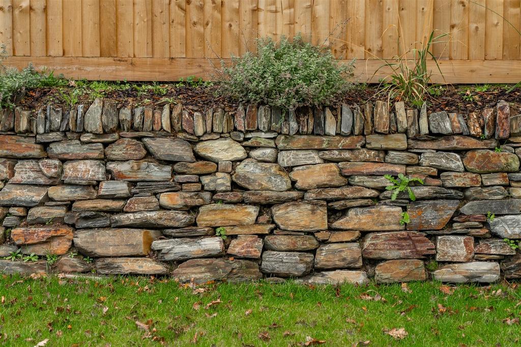 Roselyon-NOV25 exterior-89.jpg