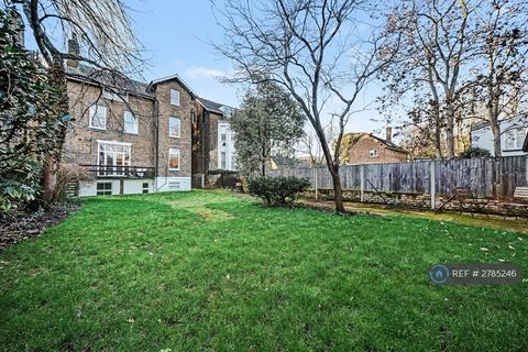 undefined, Kidbrooke Park Road, London, SE3
