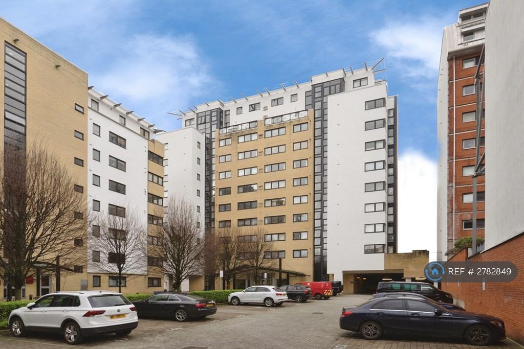 Build View - Parking And Roof Terrace