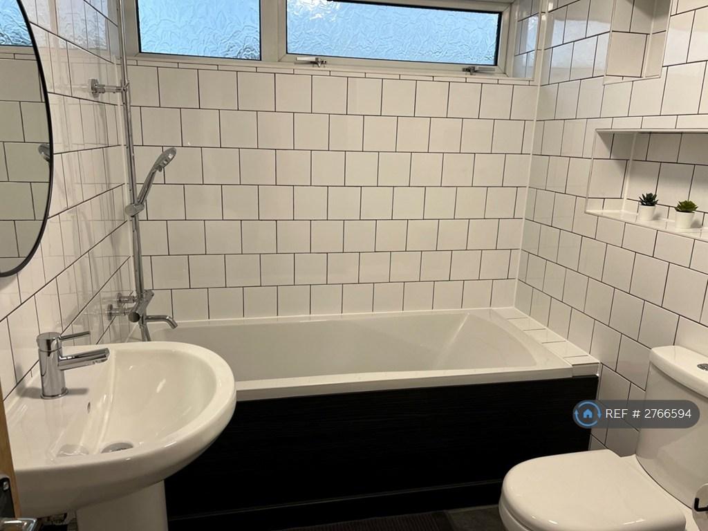 Bathroom 4