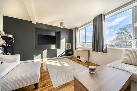 undefined, Ellacombe Road, Longwell Green, Bristol