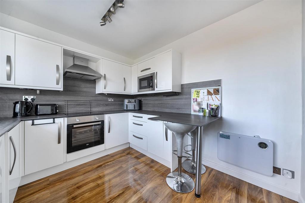 Kitchen / Breakfast Room