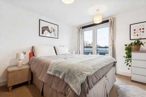 1 bedroom apartment for sale, Stane Grove, SW9 9AL
