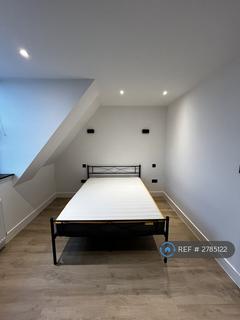 2 bedroom flat to rent, Ashbourne House, London, NW11