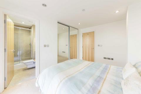 undefined, Province Square, London E14