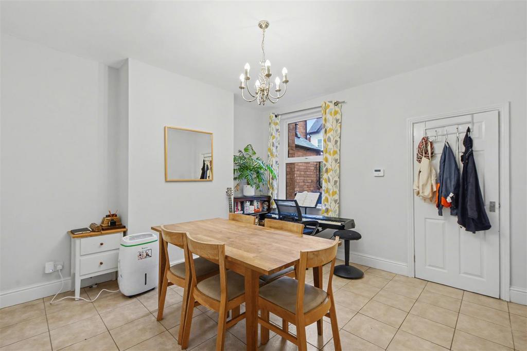 Dining Room 1.jpeg