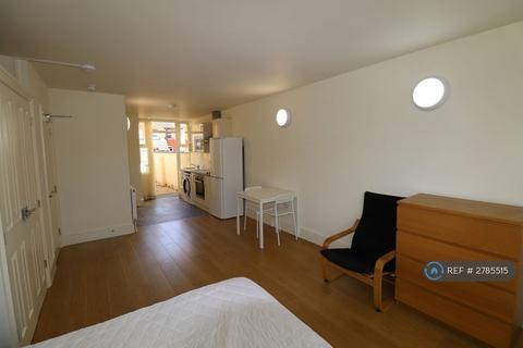 undefined, Harlestone Road, Northampton, NN5