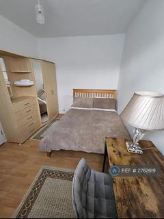 undefined, London, London, E15