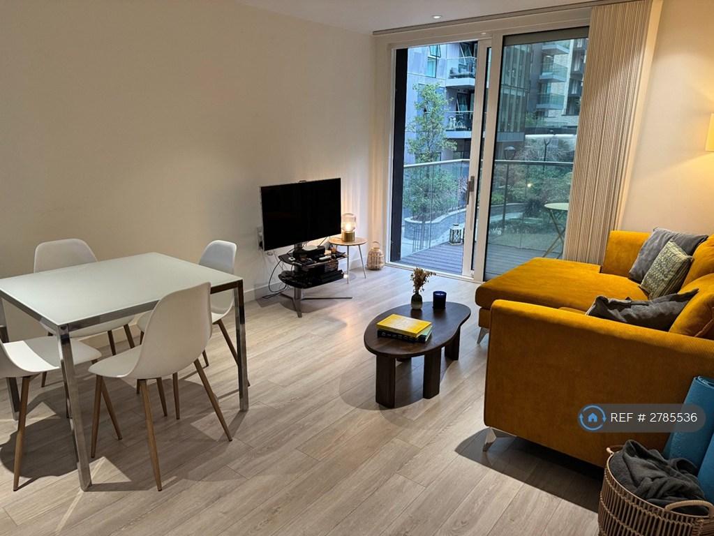 Open-Plan Kitchen / Living