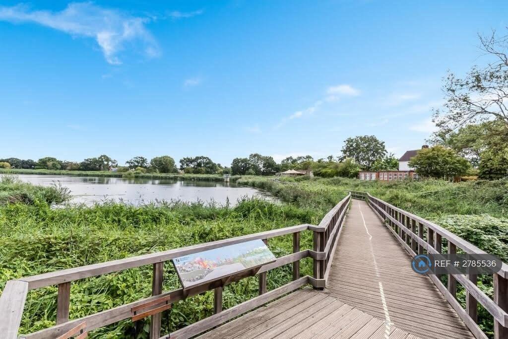 Woodberry Wetlands On Your Doorstep