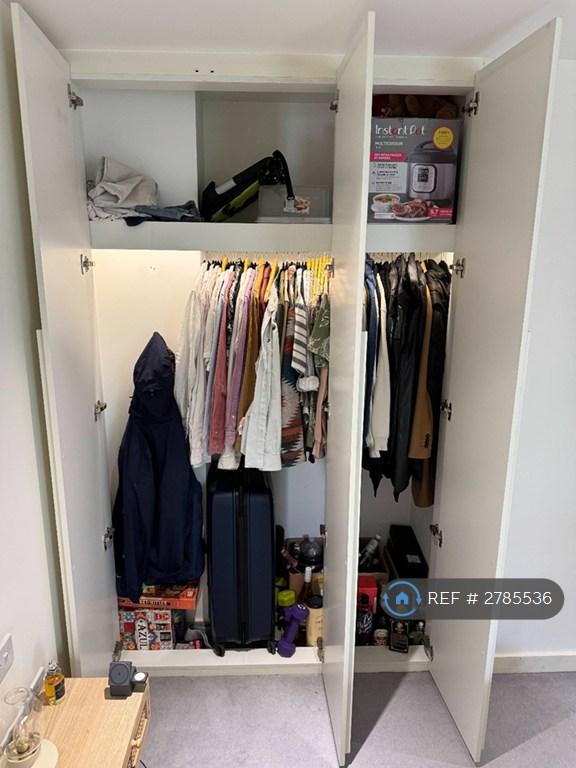 Bedroom - Integrated Cupboards On One Side