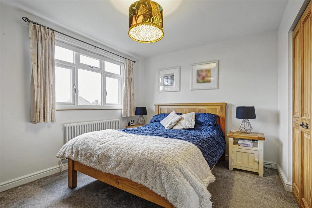 Bedroom 1 1.jpeg